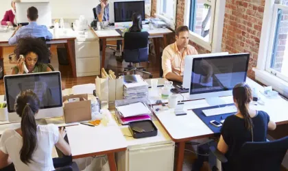 no-jitter-how-contact-center-agents-view-customer-experience
